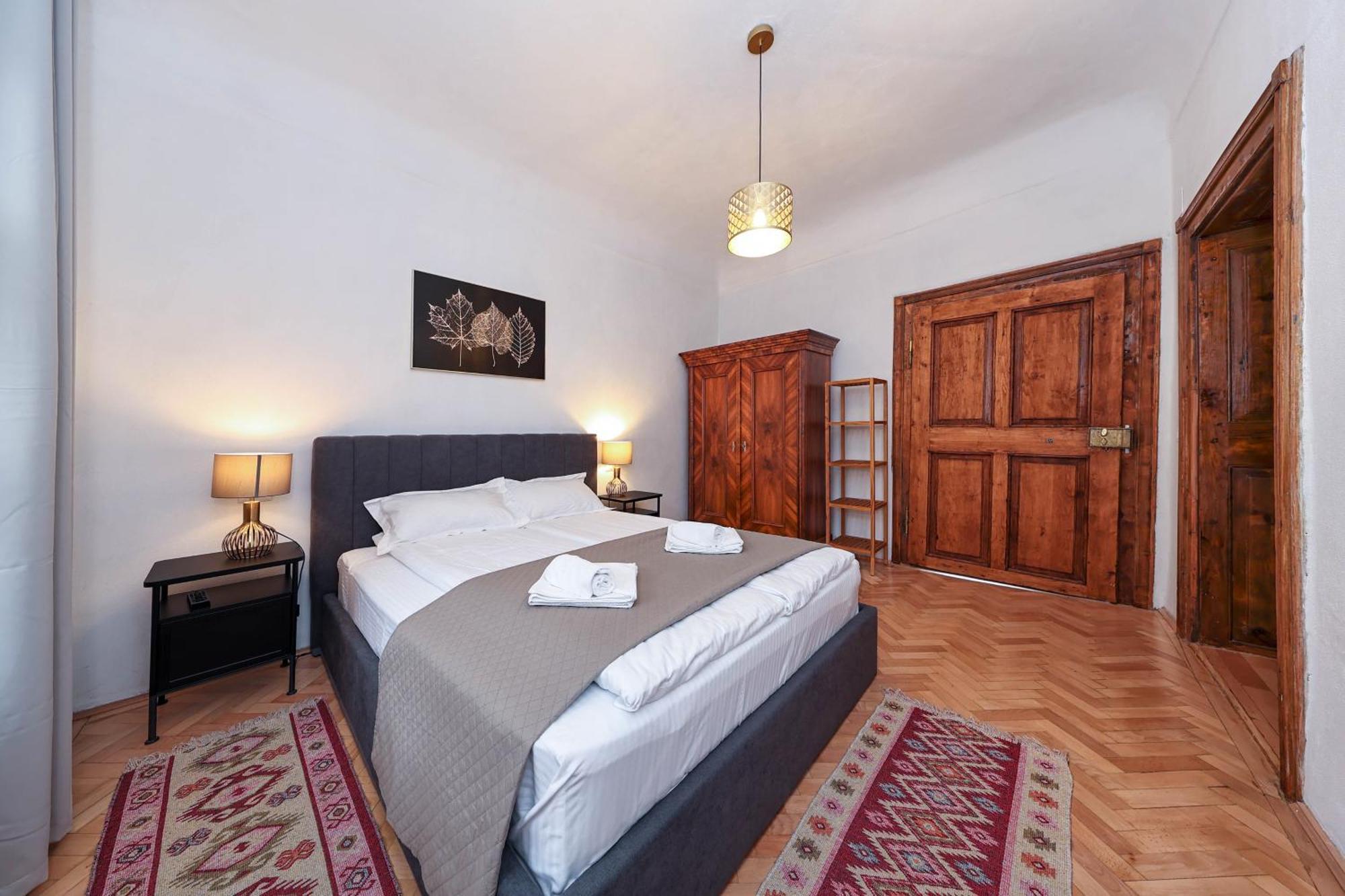 Hirscher Apartments 布拉索夫 外观 照片